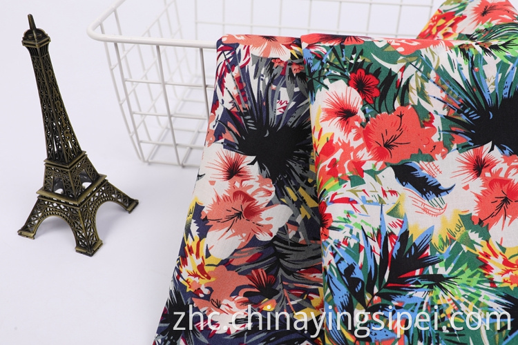 流行设计柔软的普通染色编织印刷100％人造丝Vioile Fabric卷